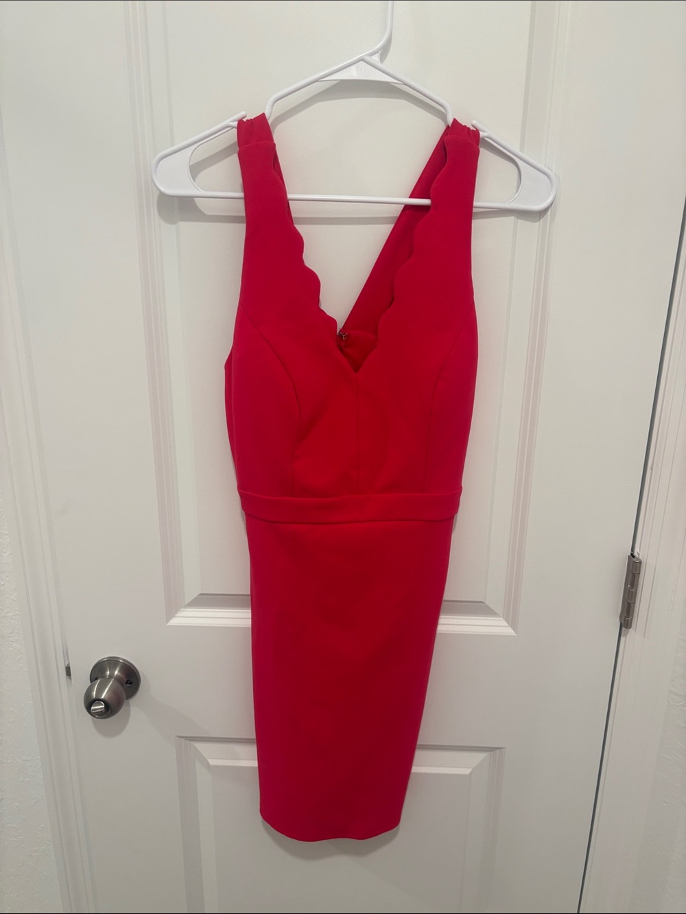 City Studio Bright Red Scallop V-Neck Midi Dress